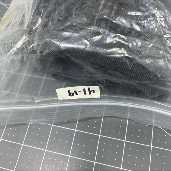 Agolde Riley Cut Black Jeans Size 27 - Picture 10 of 10